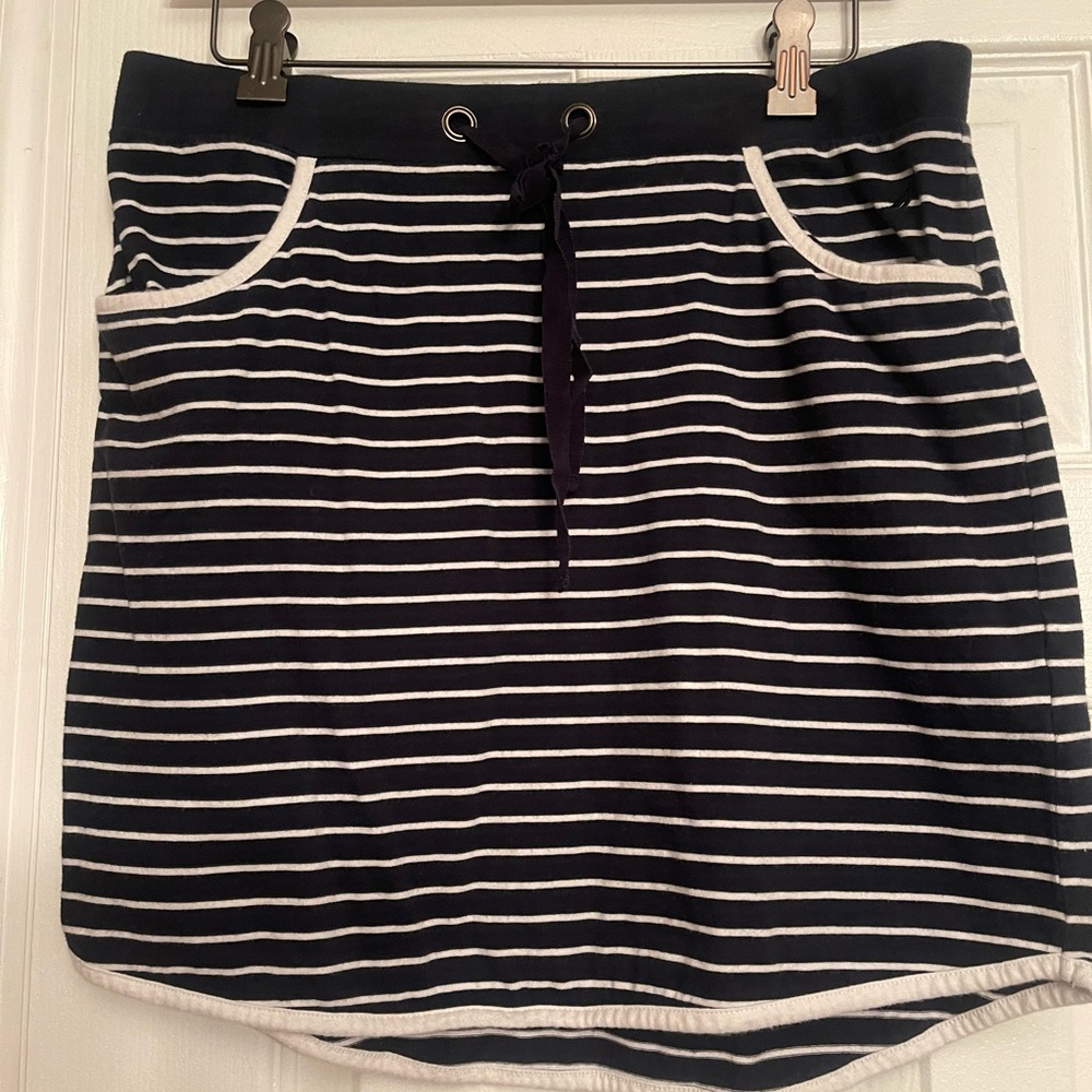 Nautica blue white striped athletic yoga stretch skirt $69 medium